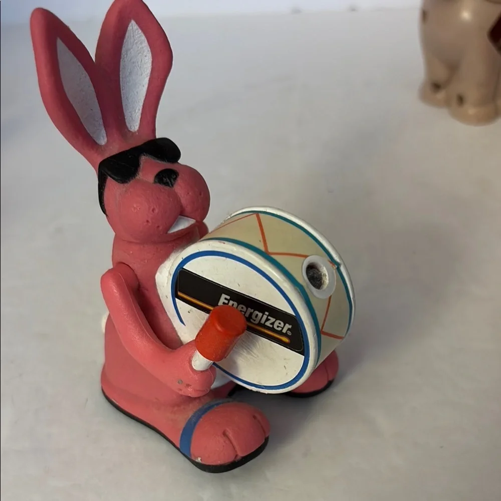 McDonald's Happy Meal Toy Set with Energizer Bunny and More - Picture 4 of 6